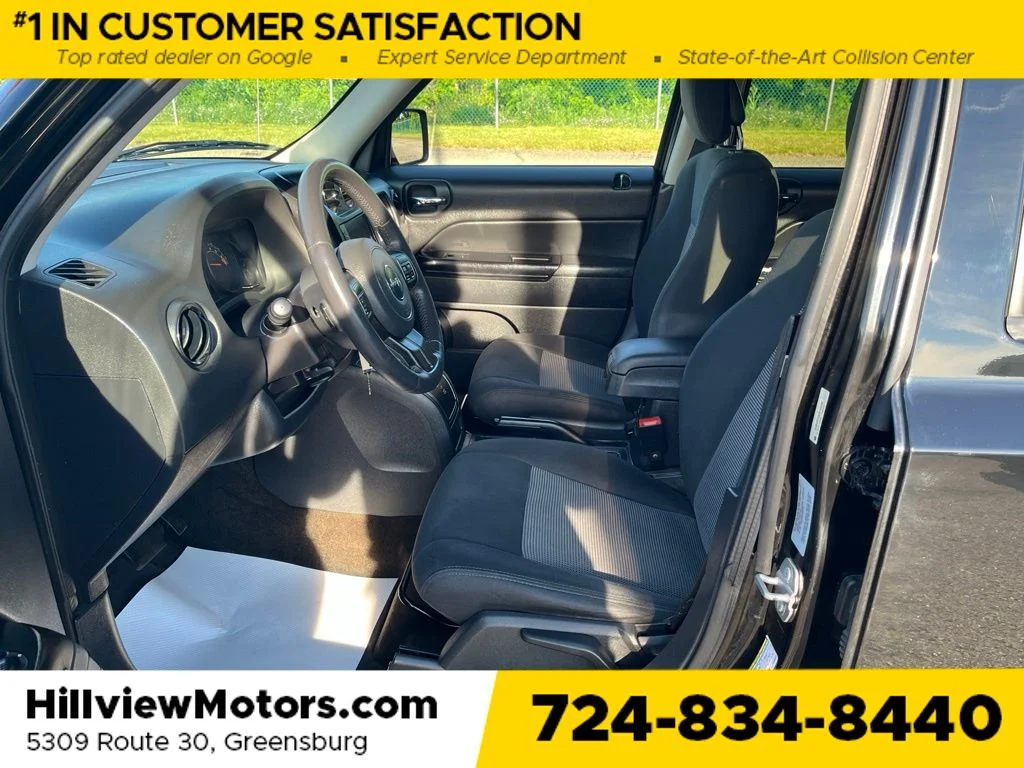 Used 2015 Black Clearcoat Jeep Latitude image 13