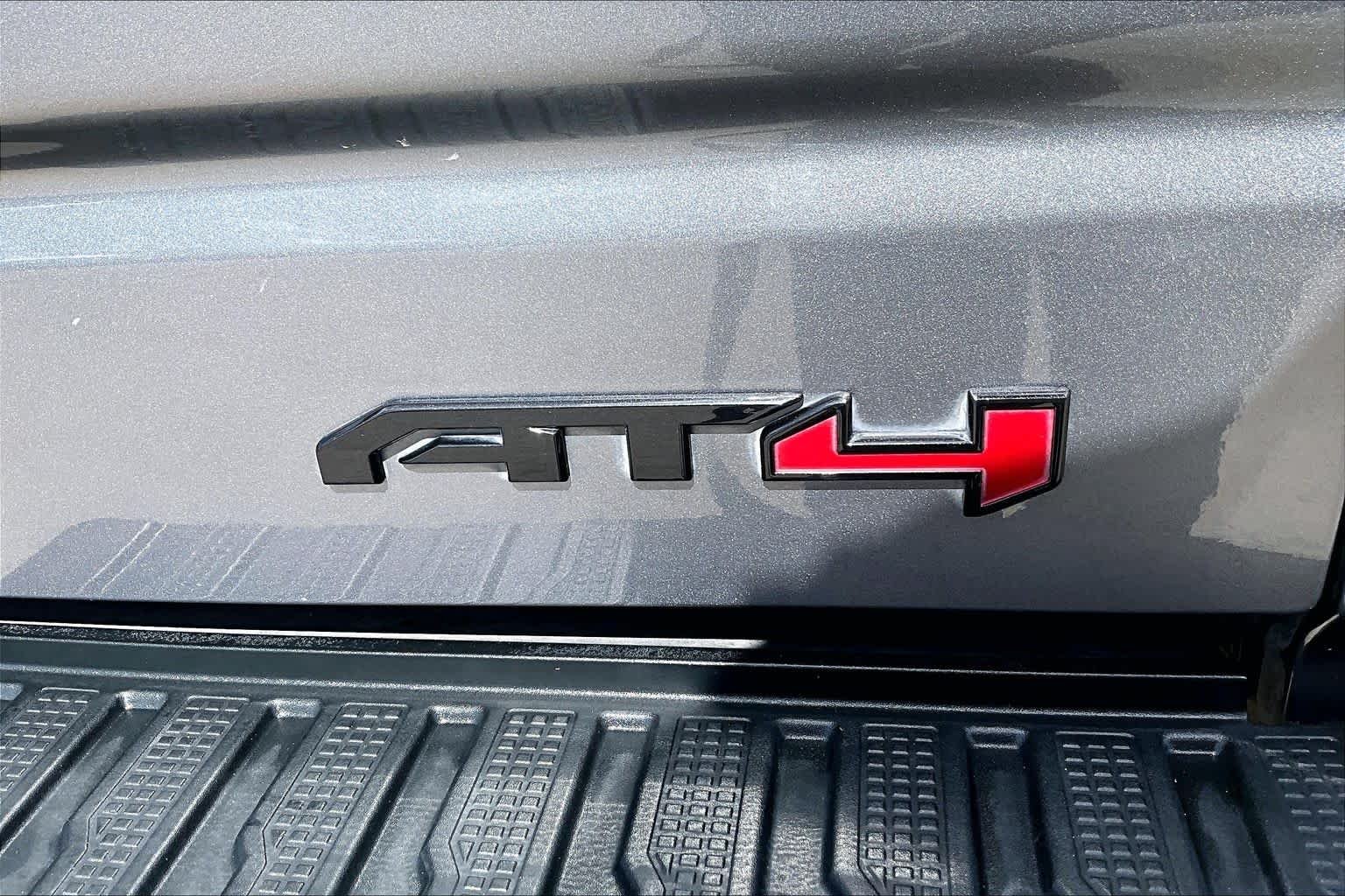 Used 2020 Satin Steel Metallic GMC AT4 image 10