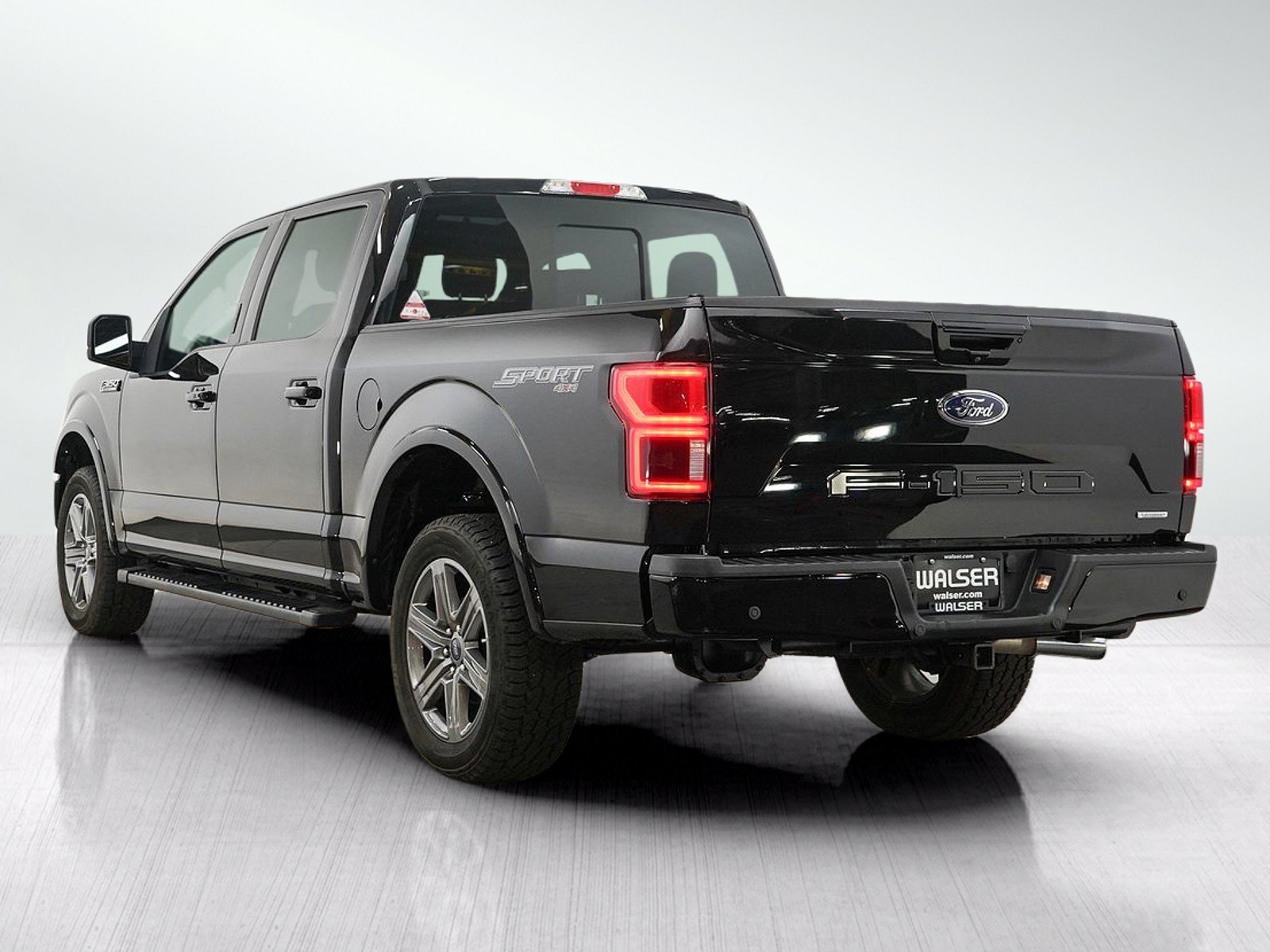 Used 2020 Black Ford XL image 3