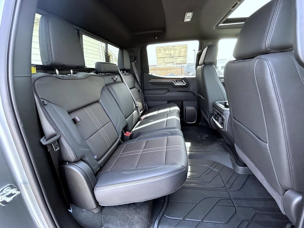 New 2026 Sterling Gray Metallic Chevrolet High Country image 19