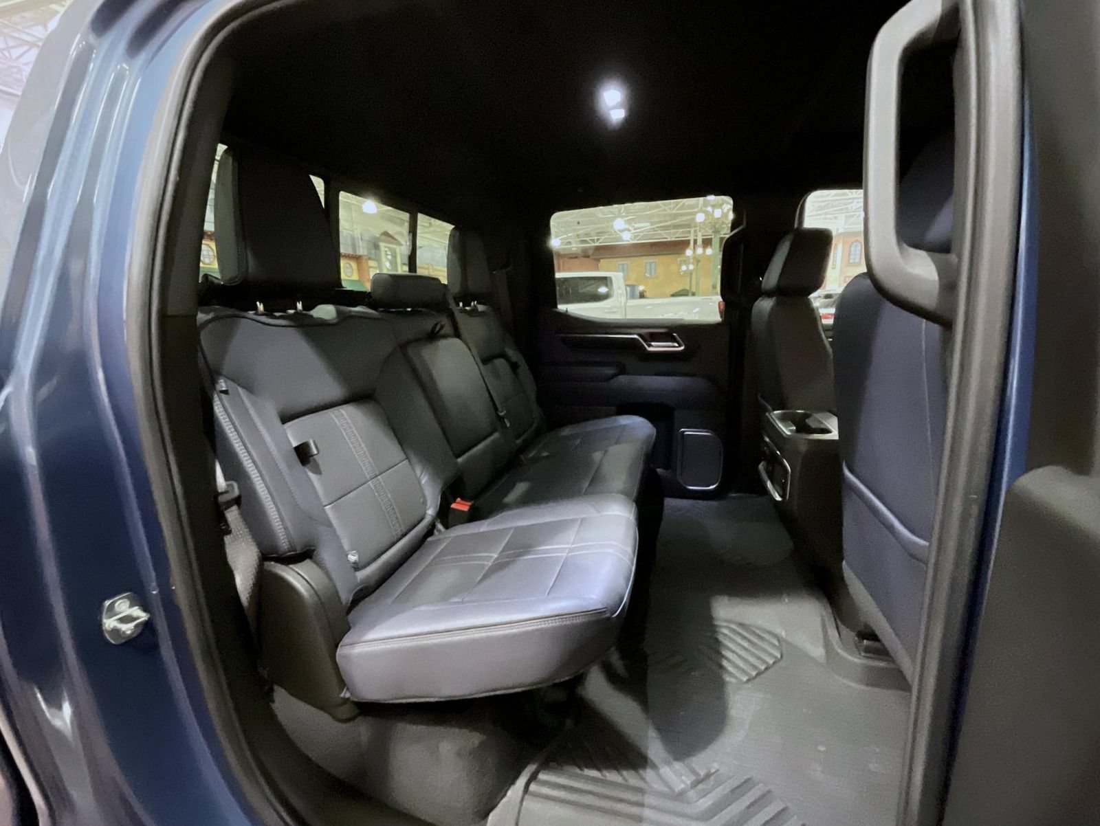 2024 Chevrolet Silverado 1500 High Country - Photo 18