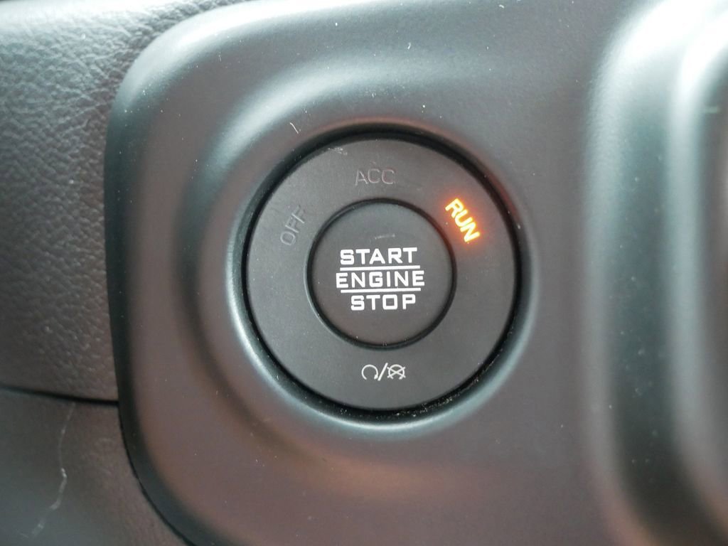 2022 Jeep Gladiator Sport - Photo 25