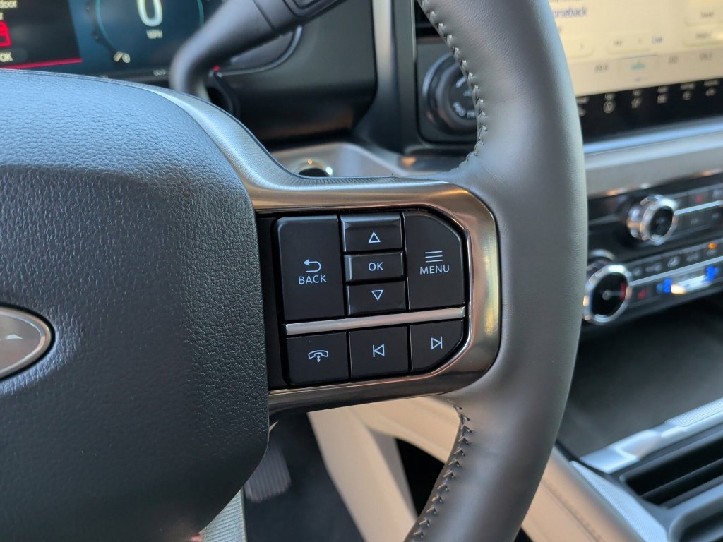 New 2027 Star White Metallic Tri-Coat Ford F-250® Platinum® image 20