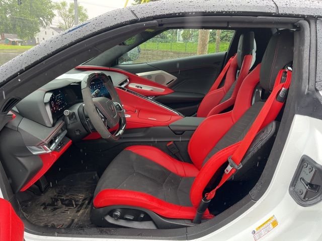 2025 Chevrolet Corvette 3LZ - Photo 11