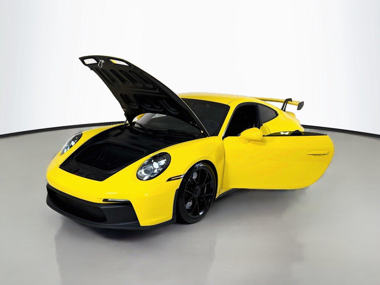 Used 2022 Racing Yellow Porsche GT3 | PCCB | PDLS+ | Matte Carbon Trim | Exclusive Design Taillights image 39