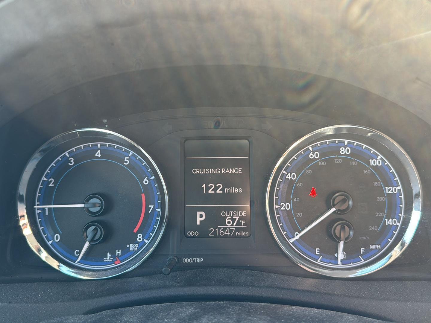 Used 2018 Barcelona Red Metallic Toyota LE image 8