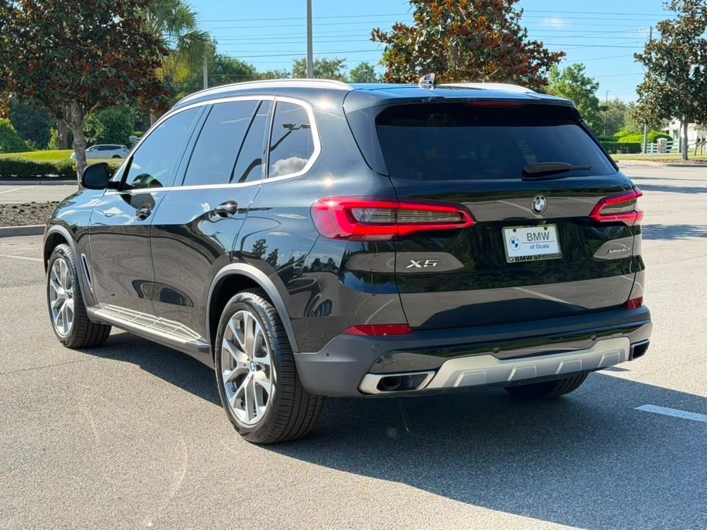 Used 2020 Black BMW xDrive40i image 3