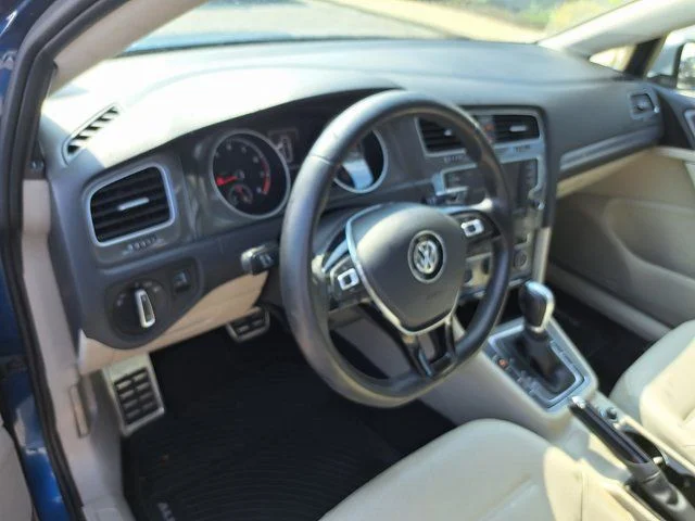 Used 2017 Blue Volkswagen TSI S image 10