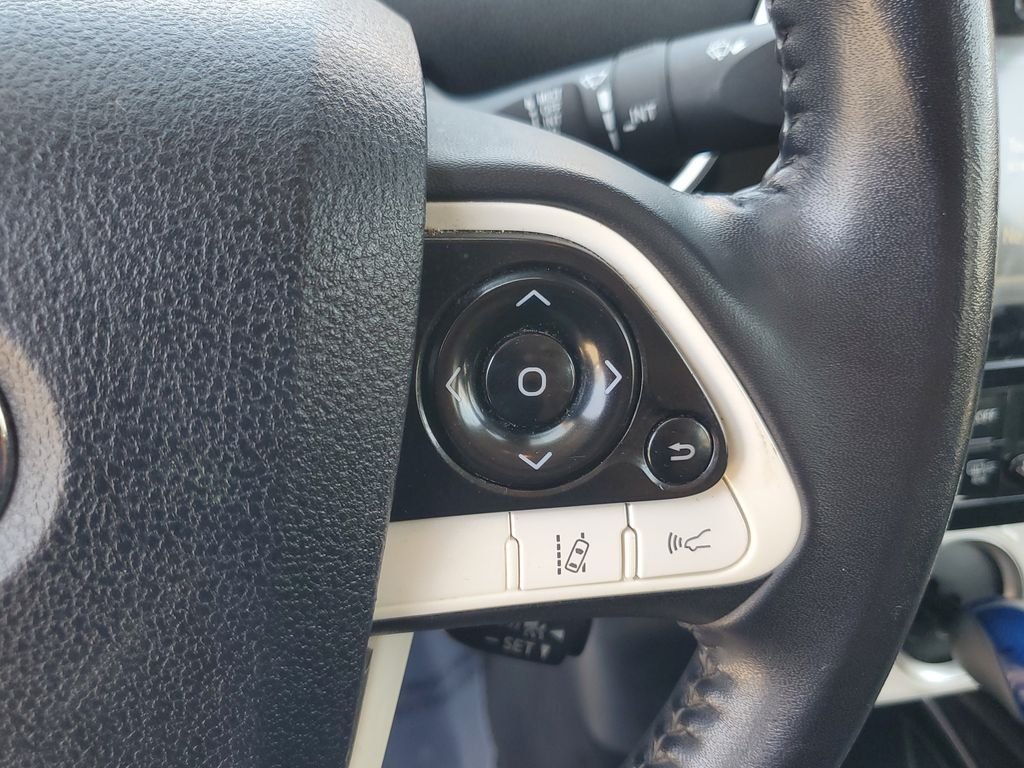 Used 2017 Classic Silver Metallic Toyota Plus image 25