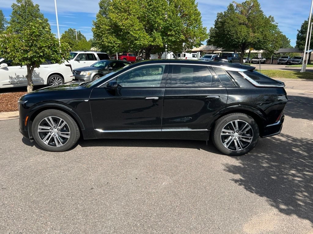 Used 2024 Cadillac LYRIQ Luxury 2 with VIN 1GYKPRRL9RZ143585 for sale in Lone Tree, CO