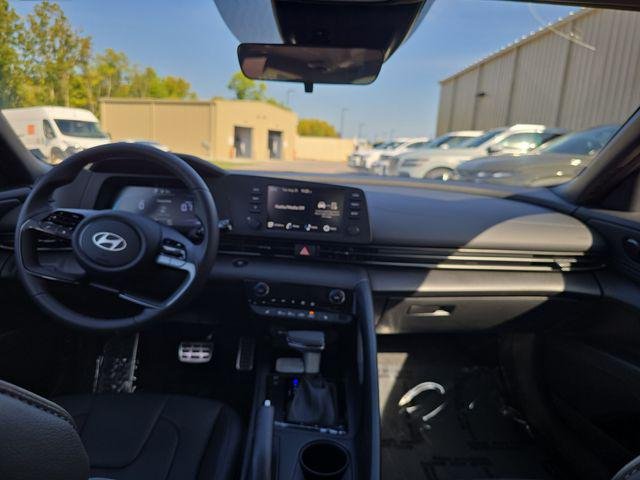 New 2026 Gray Hyundai SEL Sport Plus image 15