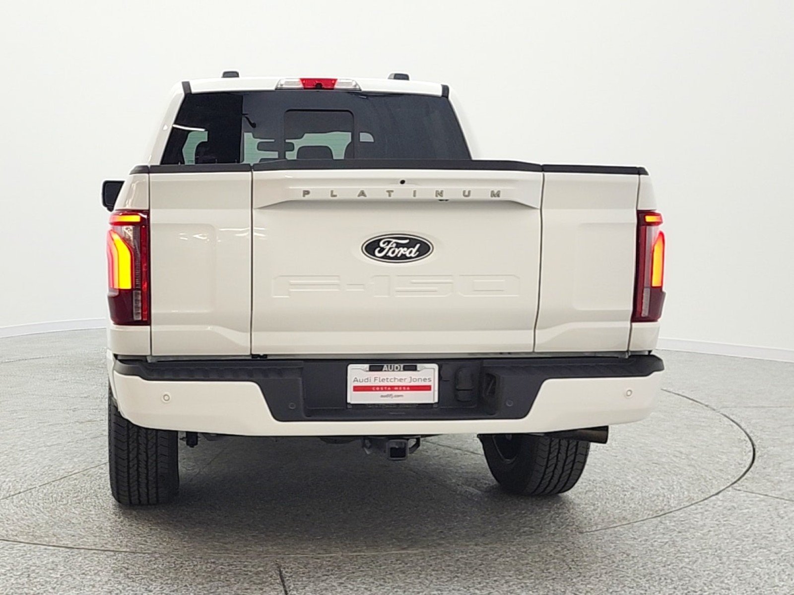 2025 Ford F-150 Platinum - Photo 6