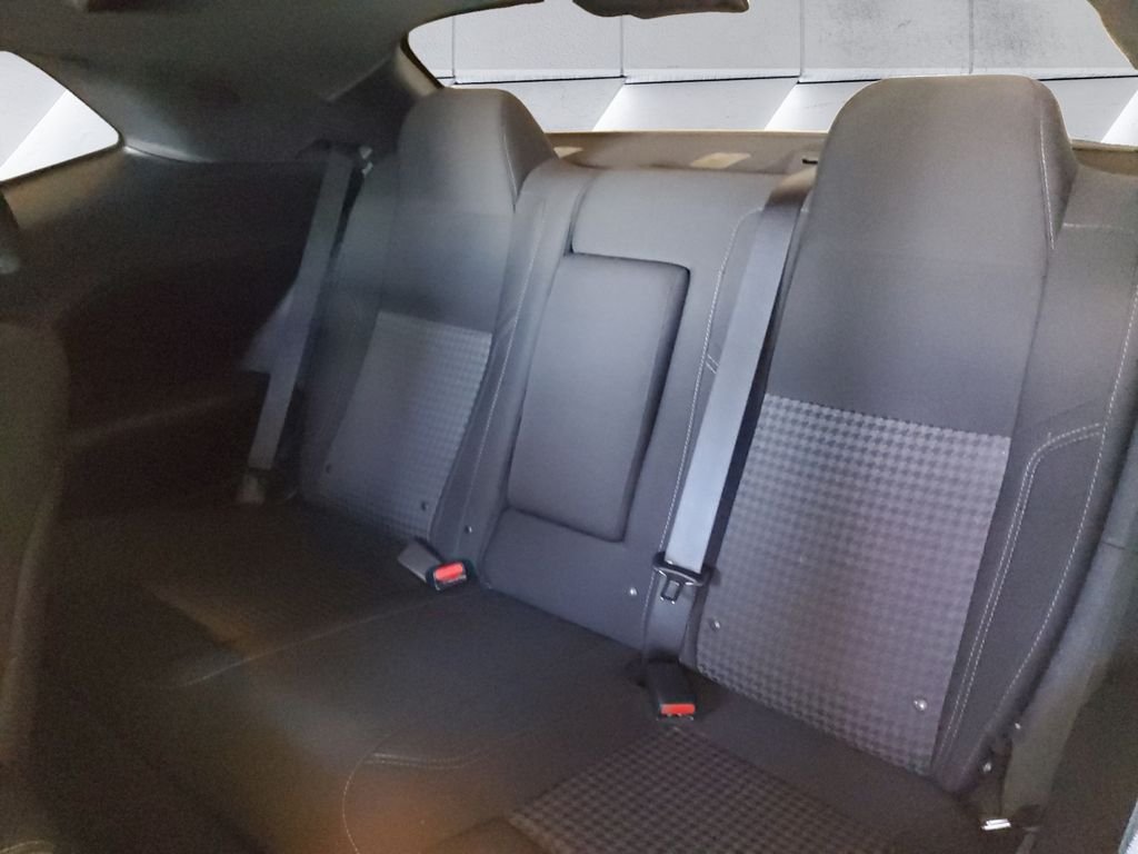 Used 2022 Purple Dodge SXT image 18