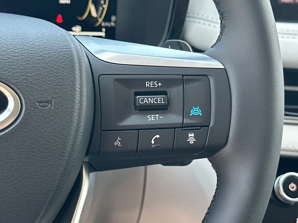 New 2027 Gray INFINITI LUXE image 26