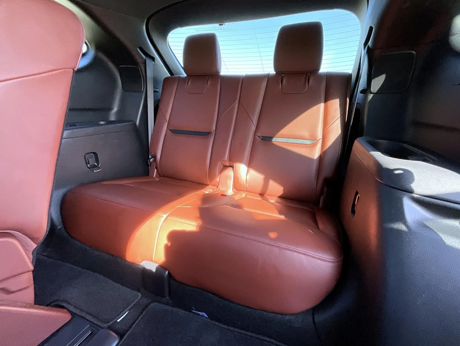 Used 2019 White Mazda Signature image 21