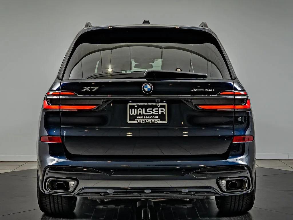 New 2027 Carbon Black Metallic BMW xDrive40i image 6