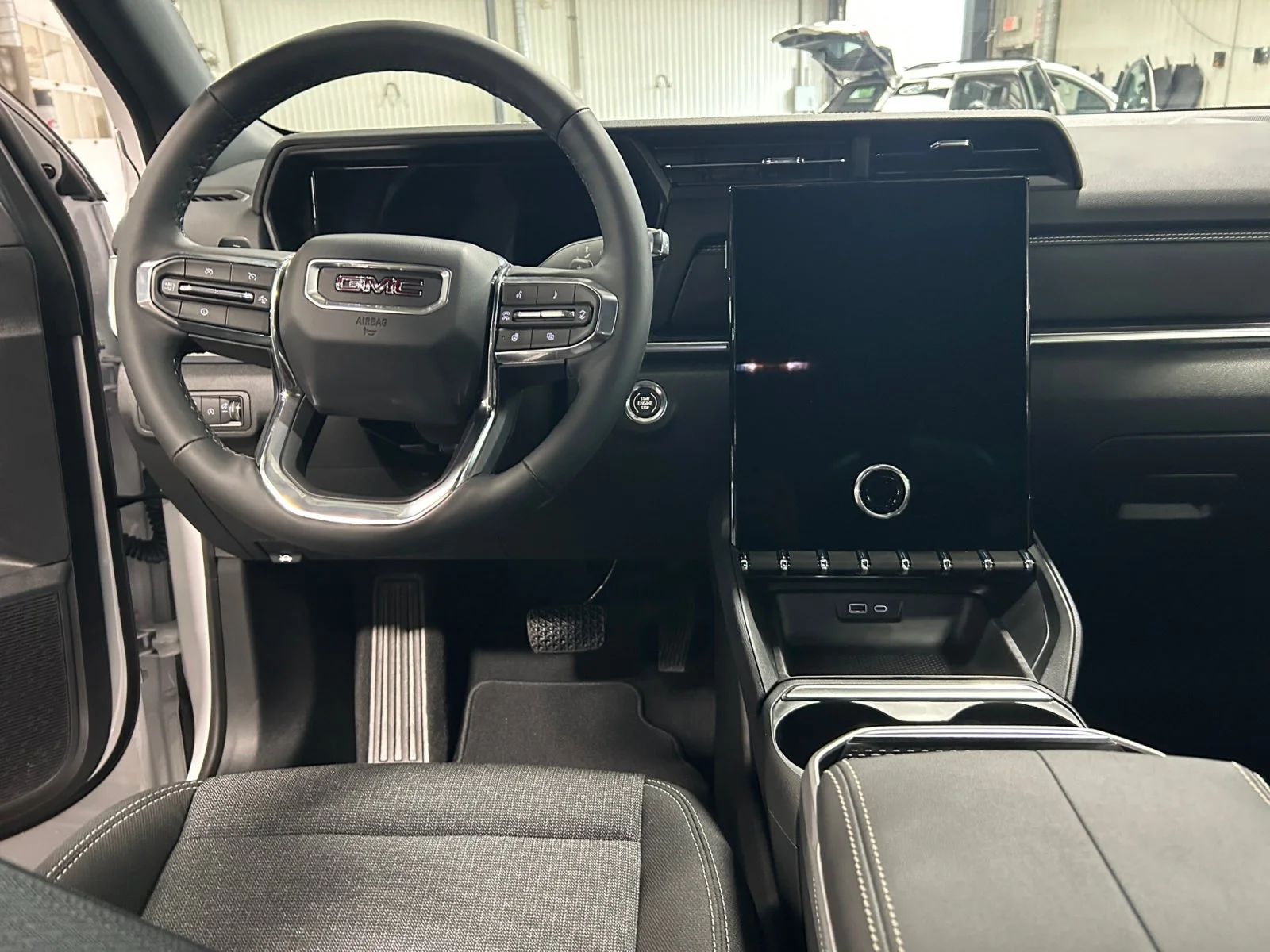 New 2027 Summit White GMC AWD Elevation image 18