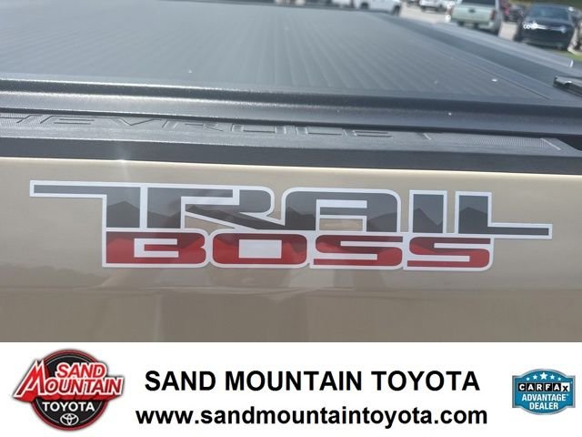 Used 2022  Chevrolet LT Trail Boss image 10