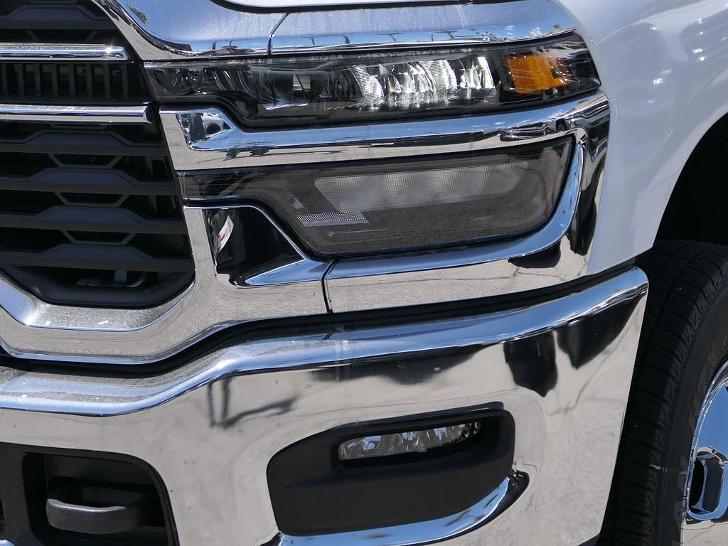 New 2026 Bright White Clearcoat RAM Tradesman/Big Horn image 10