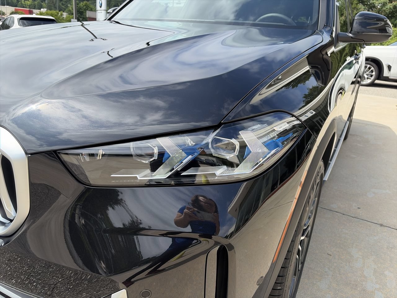 New 2026 Black Sapphire Metallic BMW xDrive40i image 11