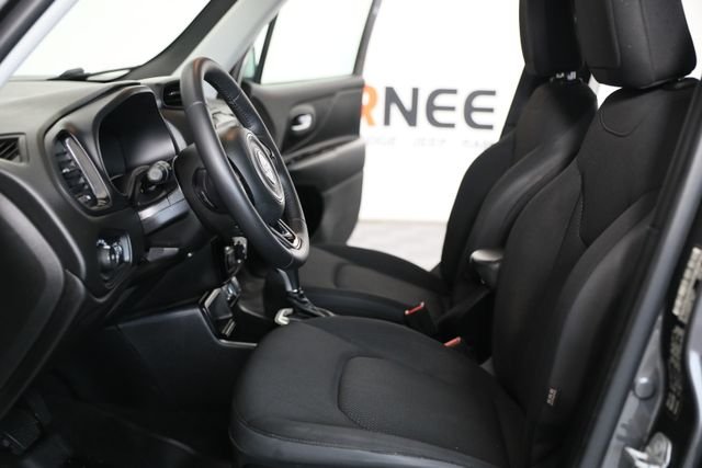 Used 2019 Gray Jeep Latitude image 17