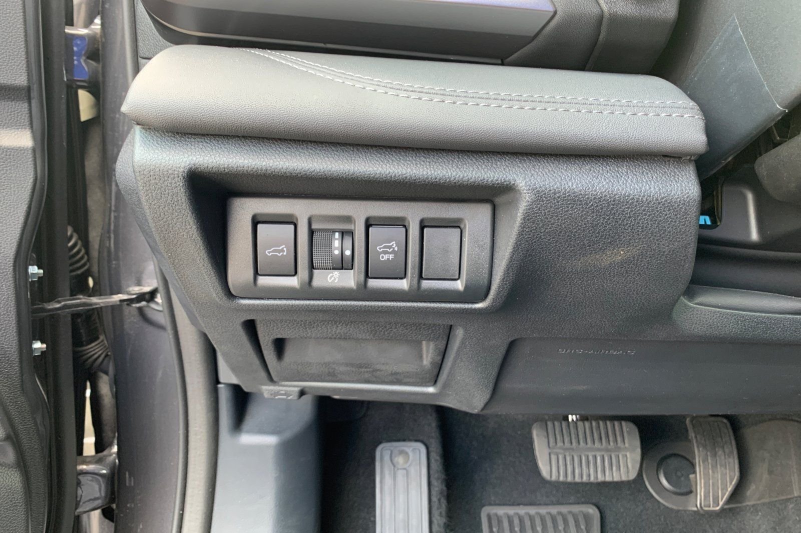Used 2023 Gray Subaru Limited image 34