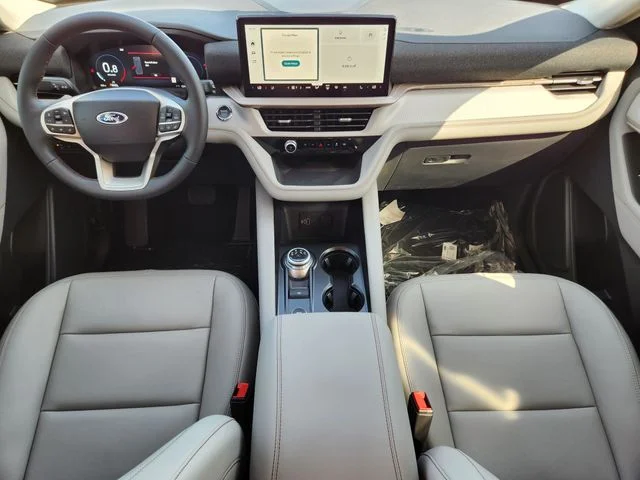 New 2026 Star White Metallic Tri-Coat Ford Active image 26