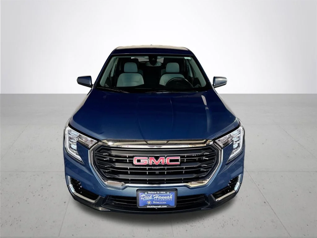 Used 2024 Blue GMC SLE image 3