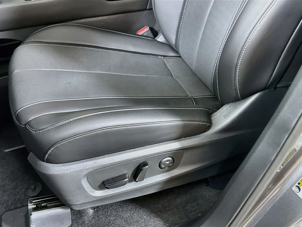 Certified Used 2026 Gray INFINITI LUXE image 26