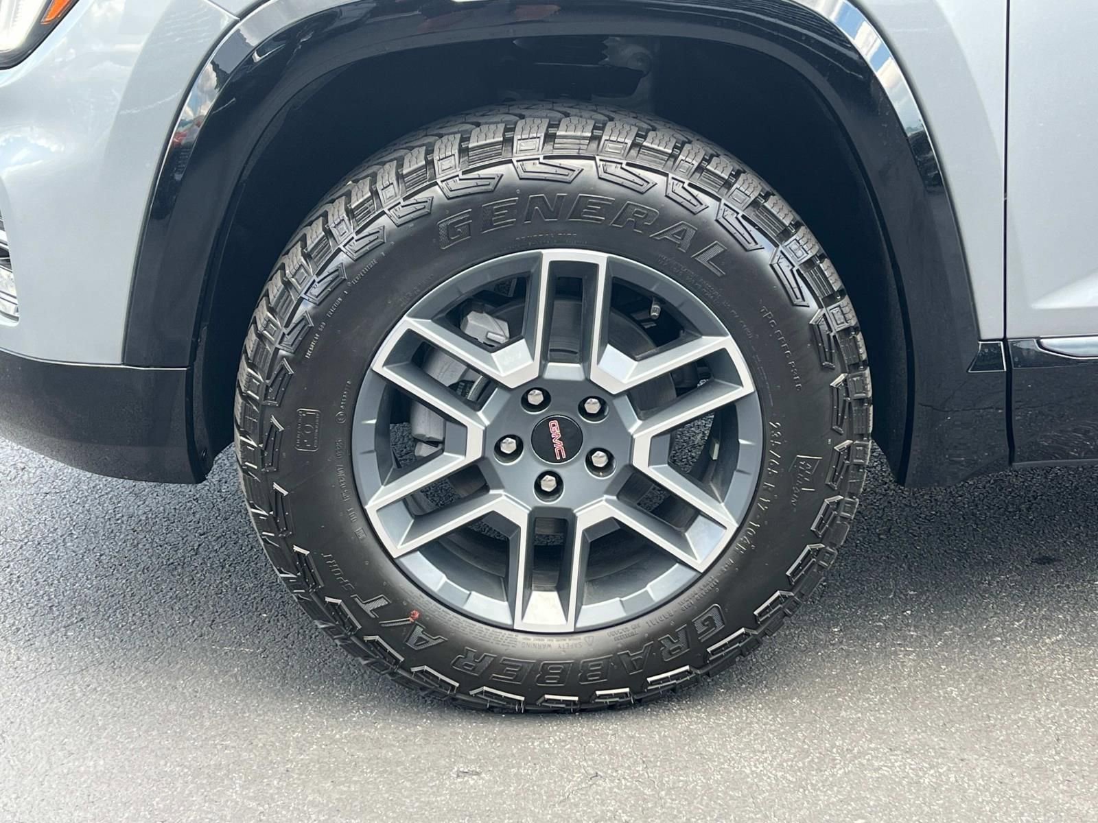 2026 GMC Terrain AT4 - Photo 12