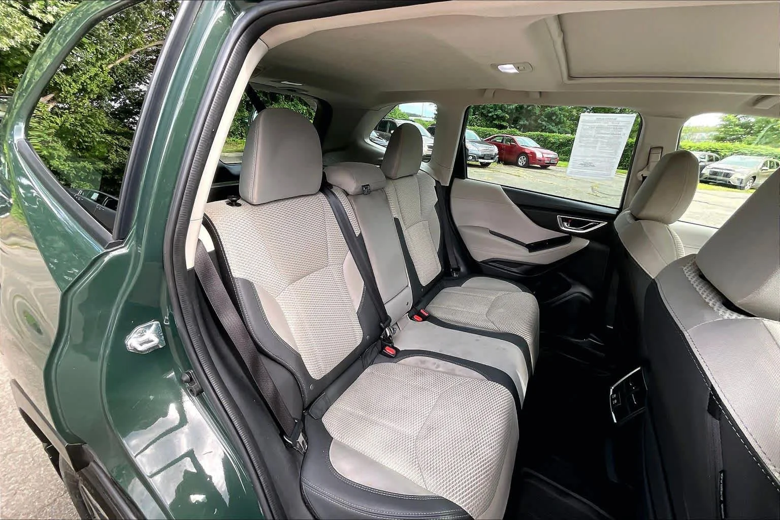 Used 2023 Cascade Green Silica Subaru Premium image 26