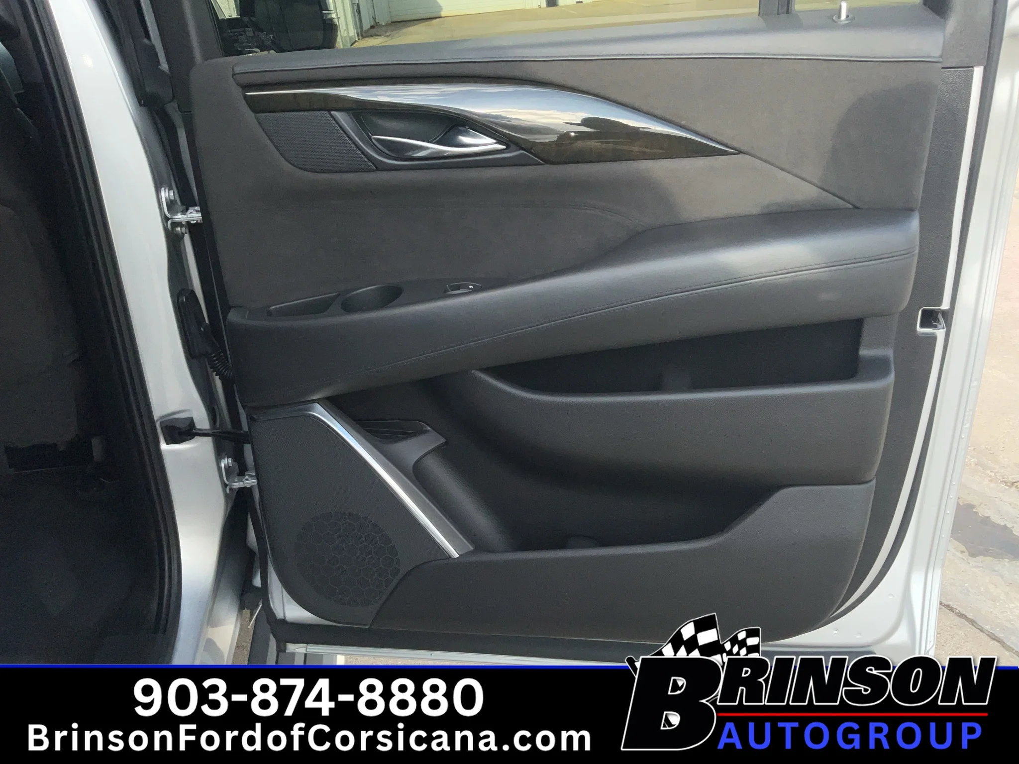 Used 2018 Radiant Silver Metallic Cadillac Platinum image 20
