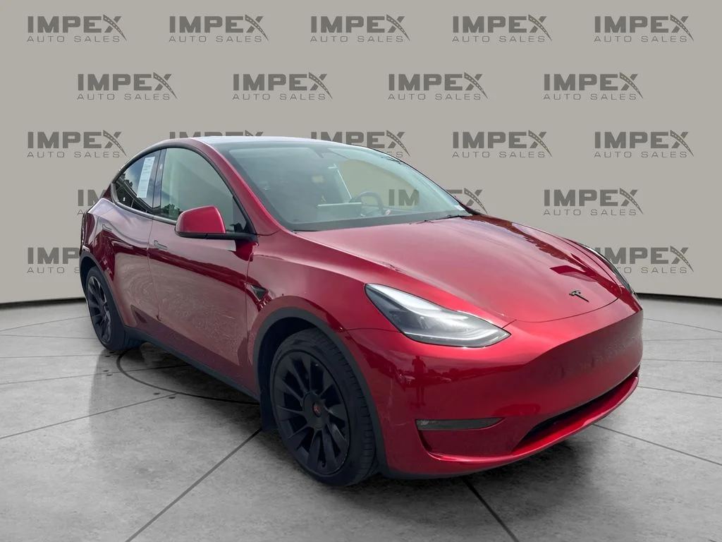 Used 2024 Red Tesla Long Range image 4