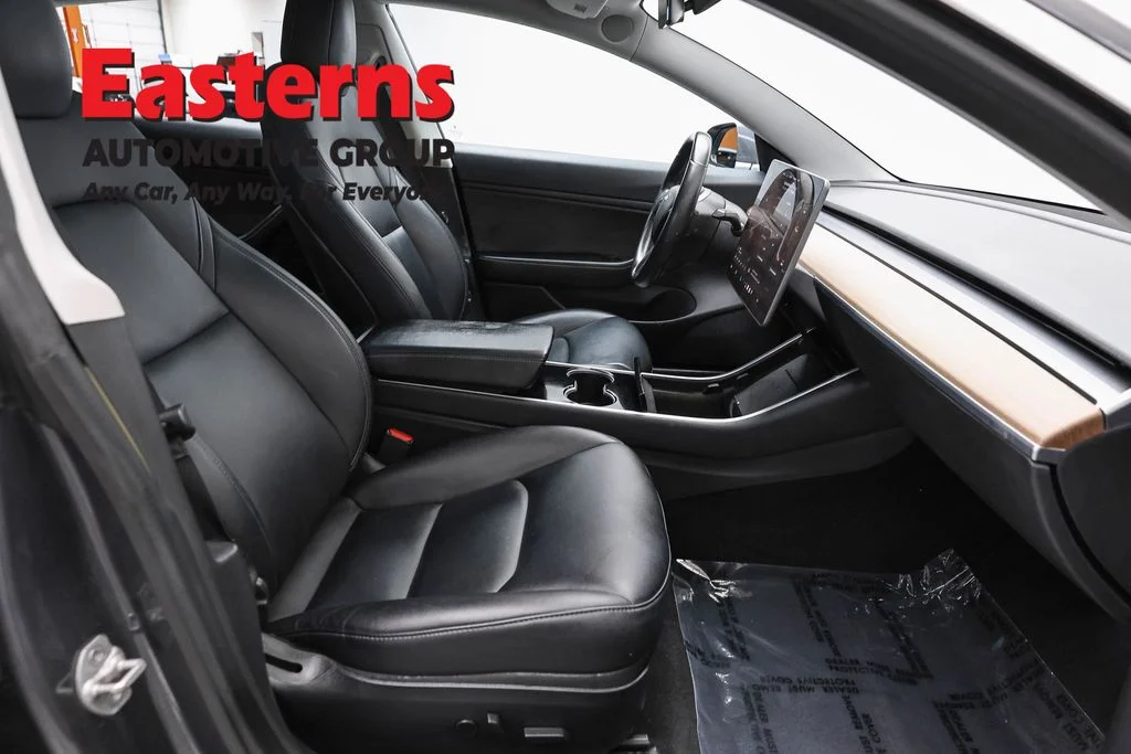 Used 2018 Gray Tesla Long Range image 18