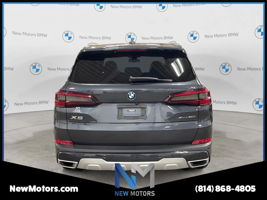 Used 2022 Gray Metallic BMW xDrive40i image 4