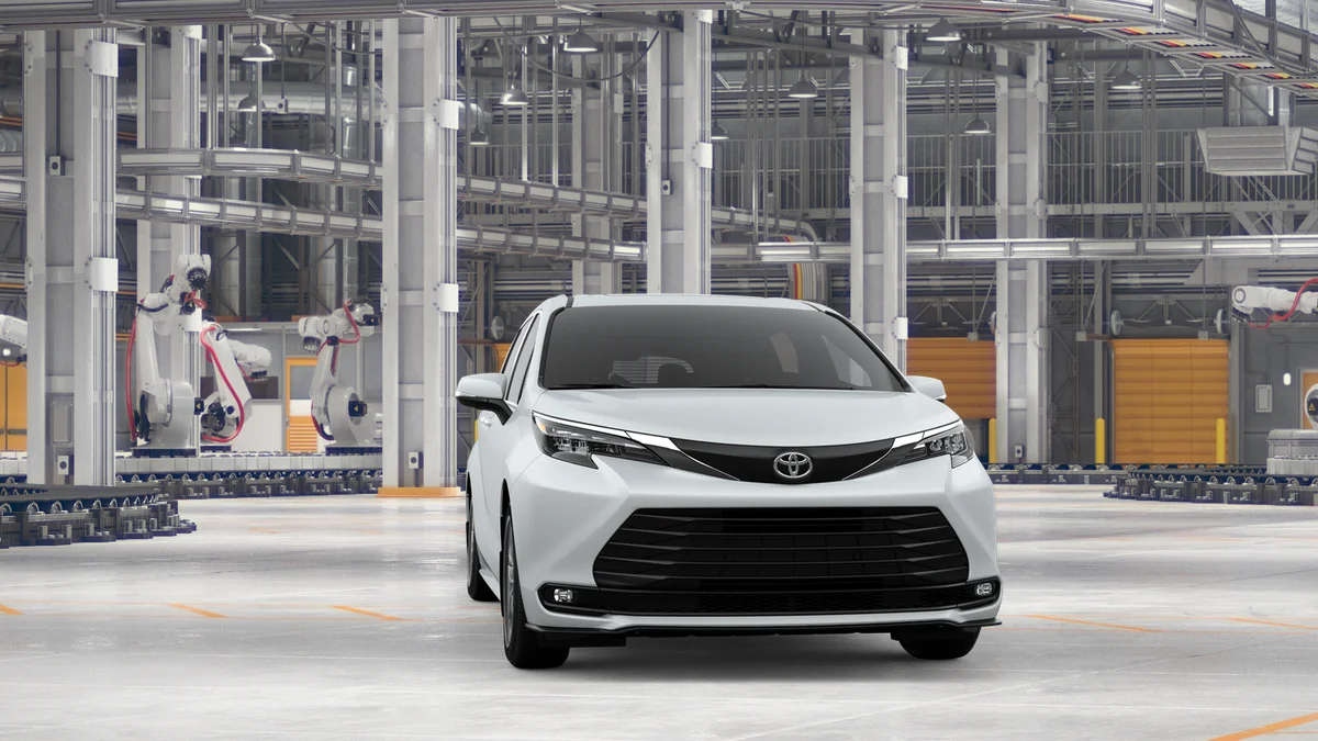 New 2026 Wind Chill Pearl Toyota XLE image 16