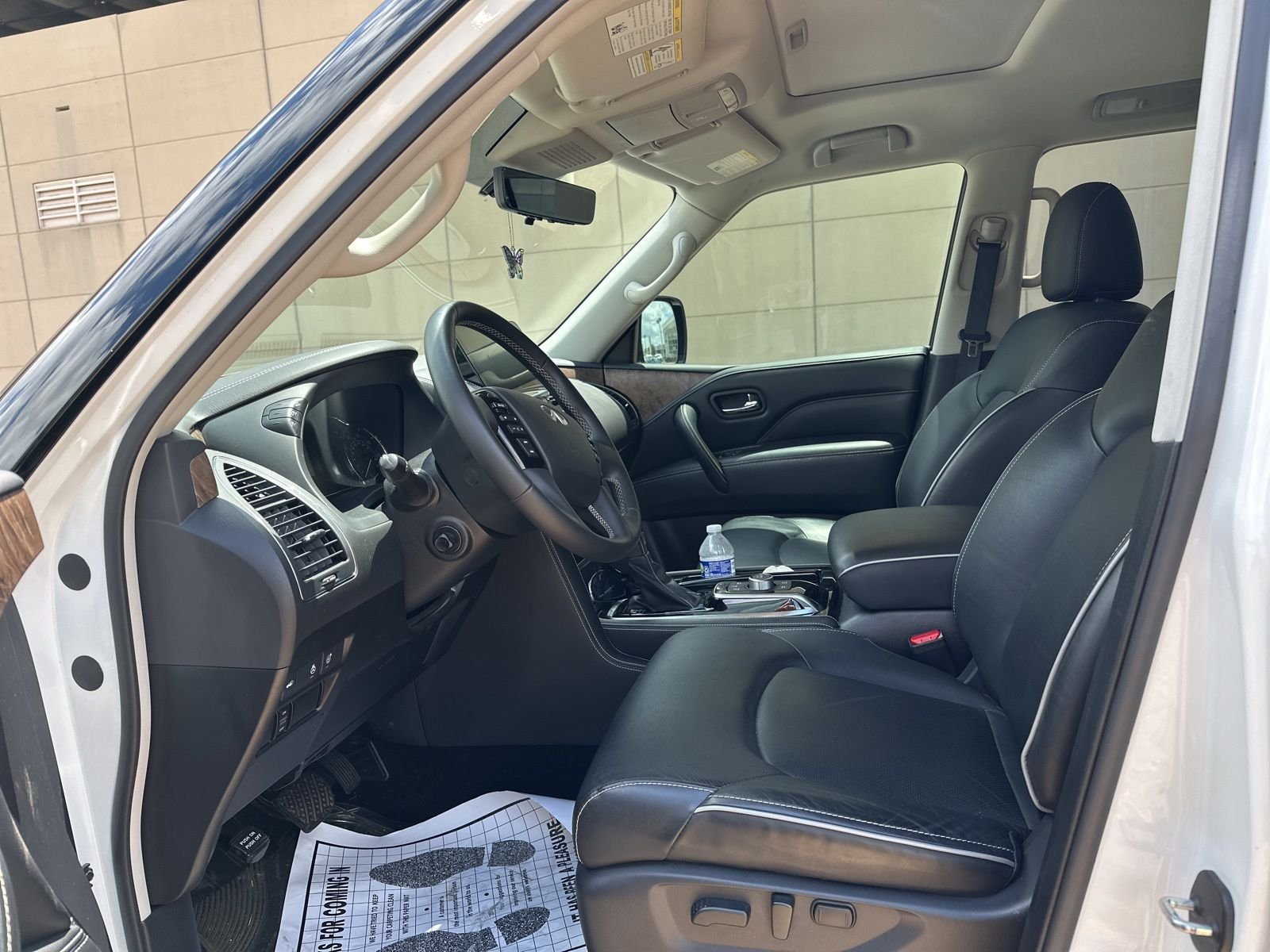 Certified Used 2023 White INFINITI Premium Select image 9