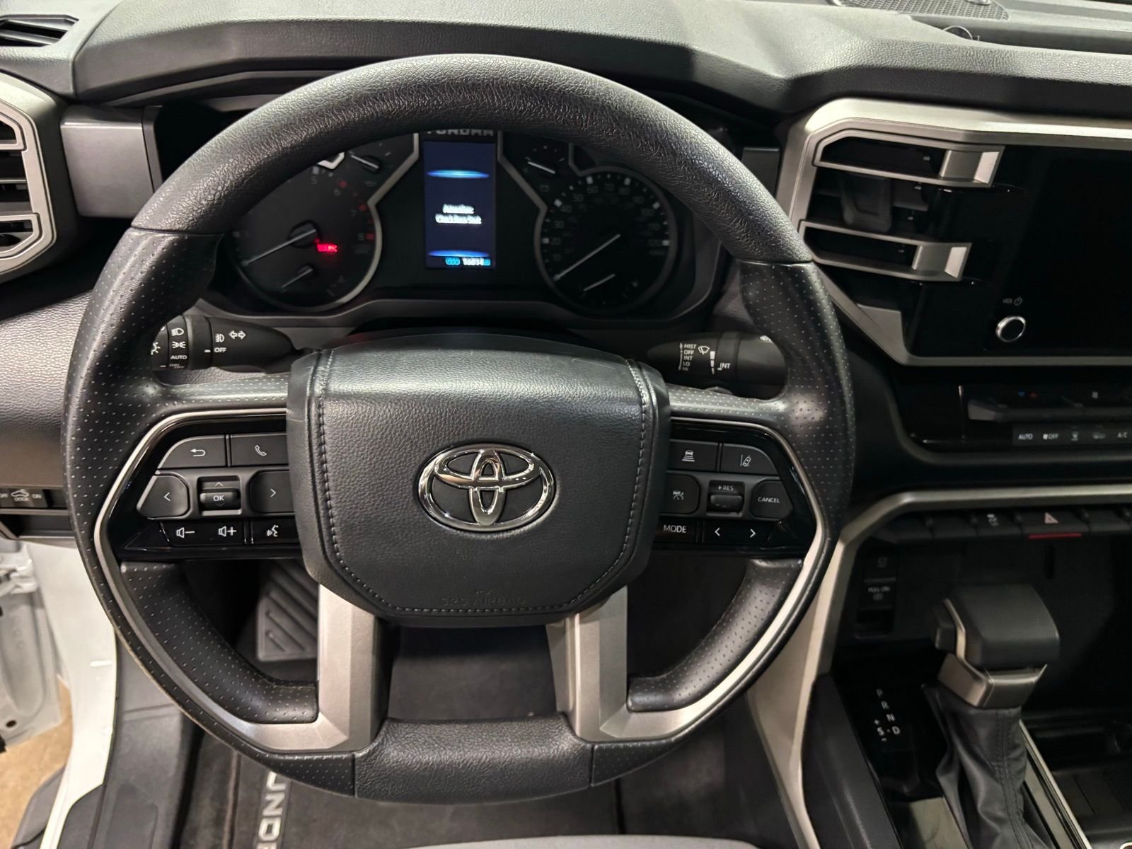 Used 2024 White Toyota SR5 image 15
