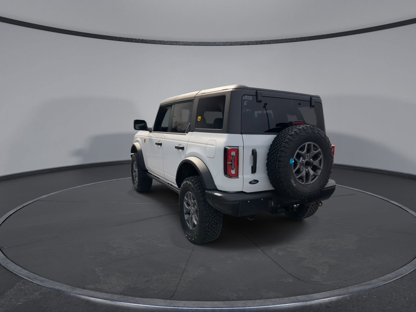 New 2025 Oxford White Ford Badlands® image 6