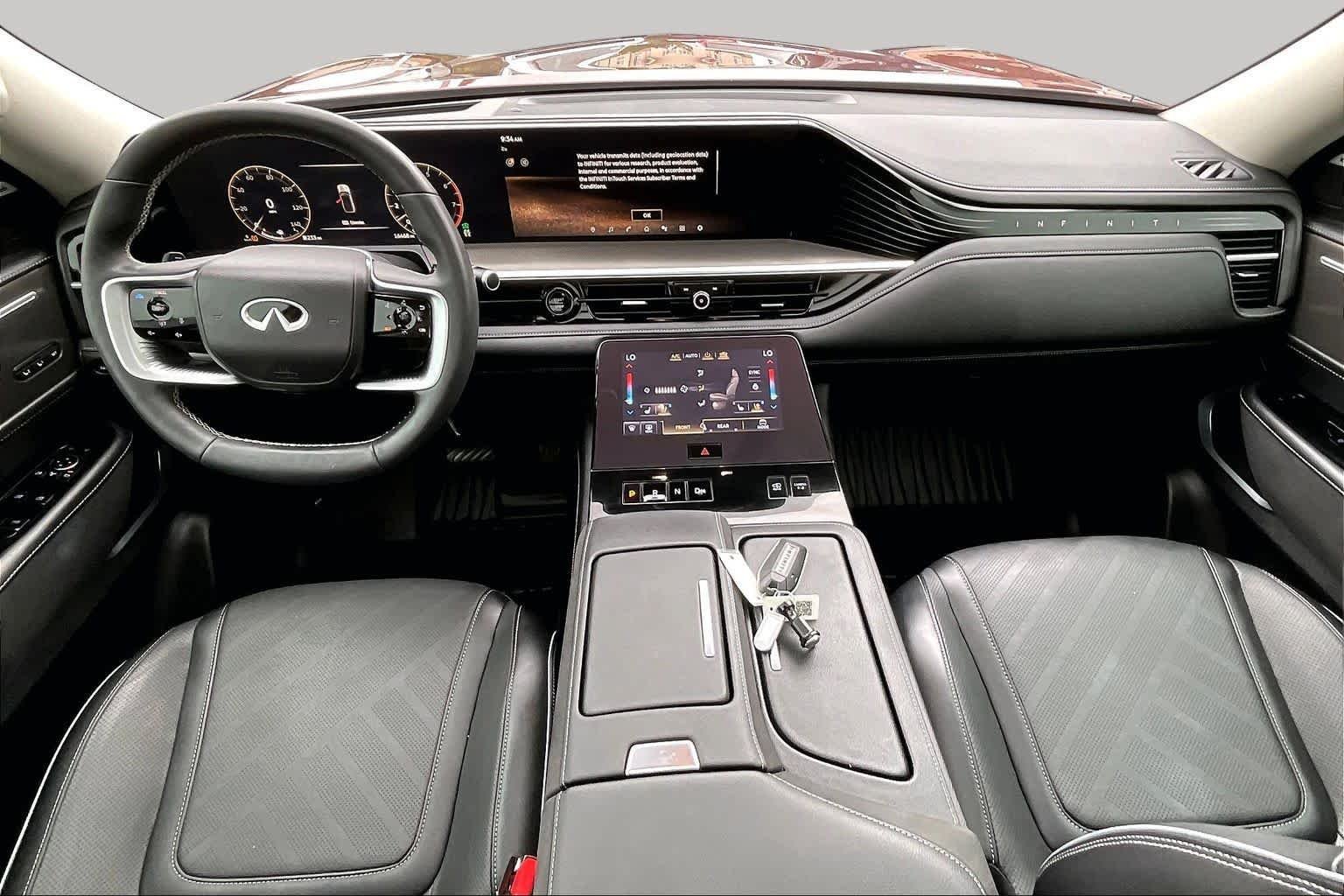 Certified Used 2025 Coulis Red INFINITI LUXE image 13