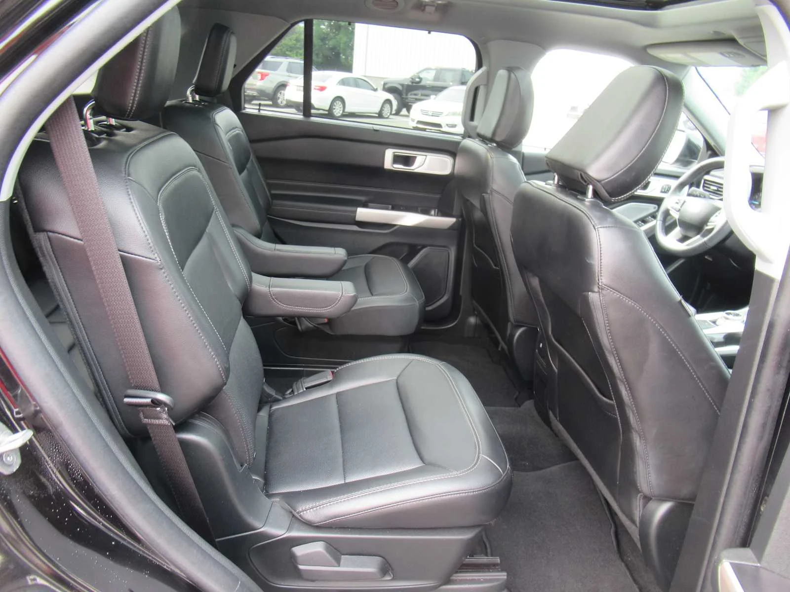 Used 2023 Agate Black Ford Limited image 23