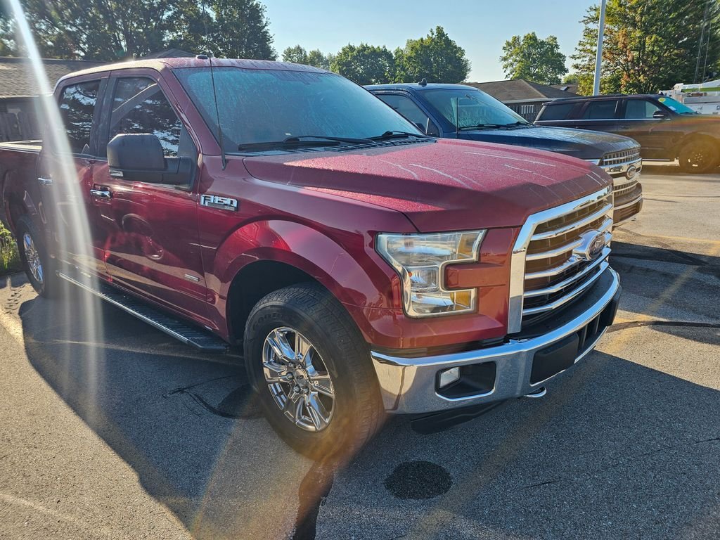 Used 2015 Red Ford XLT image 1