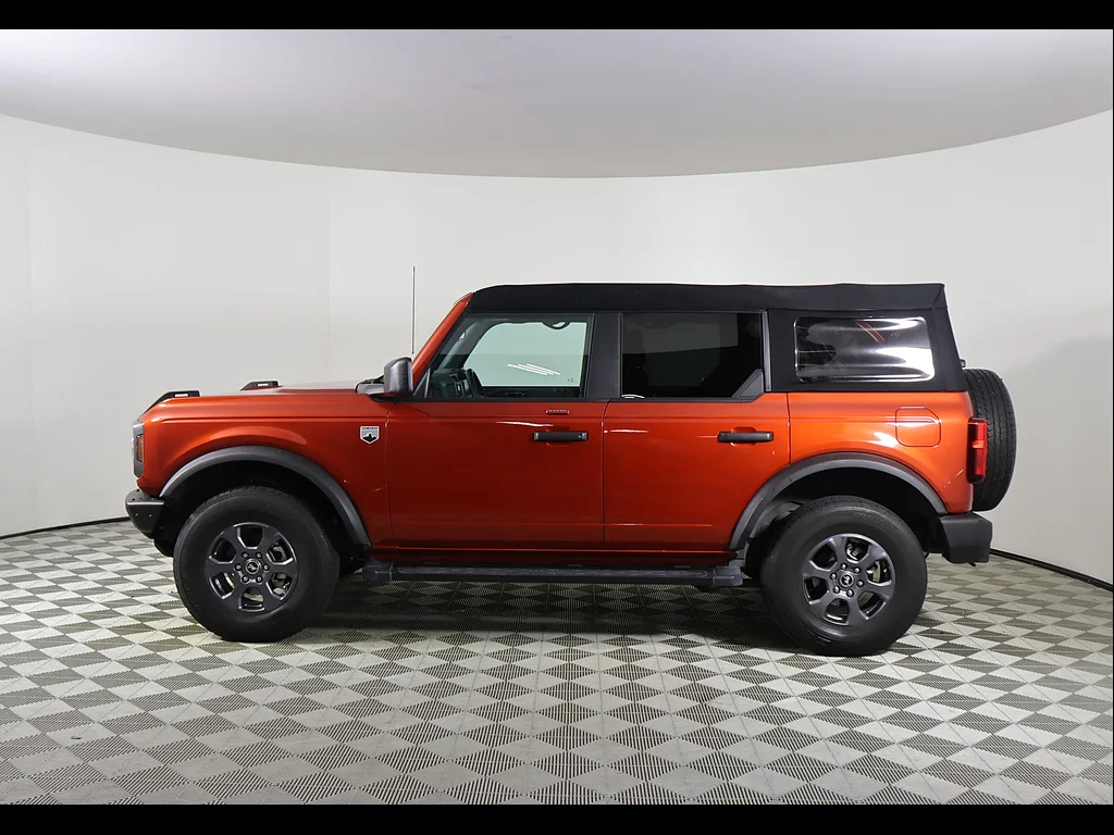 Used 2023 RED Ford Big Bend image 3