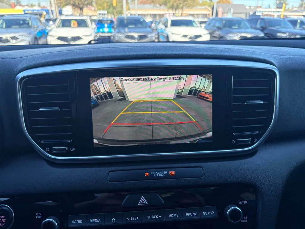Used 2022 Red Kia EX image 21