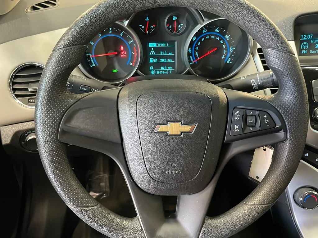 Used 2013 Silver Chevrolet LS image 38