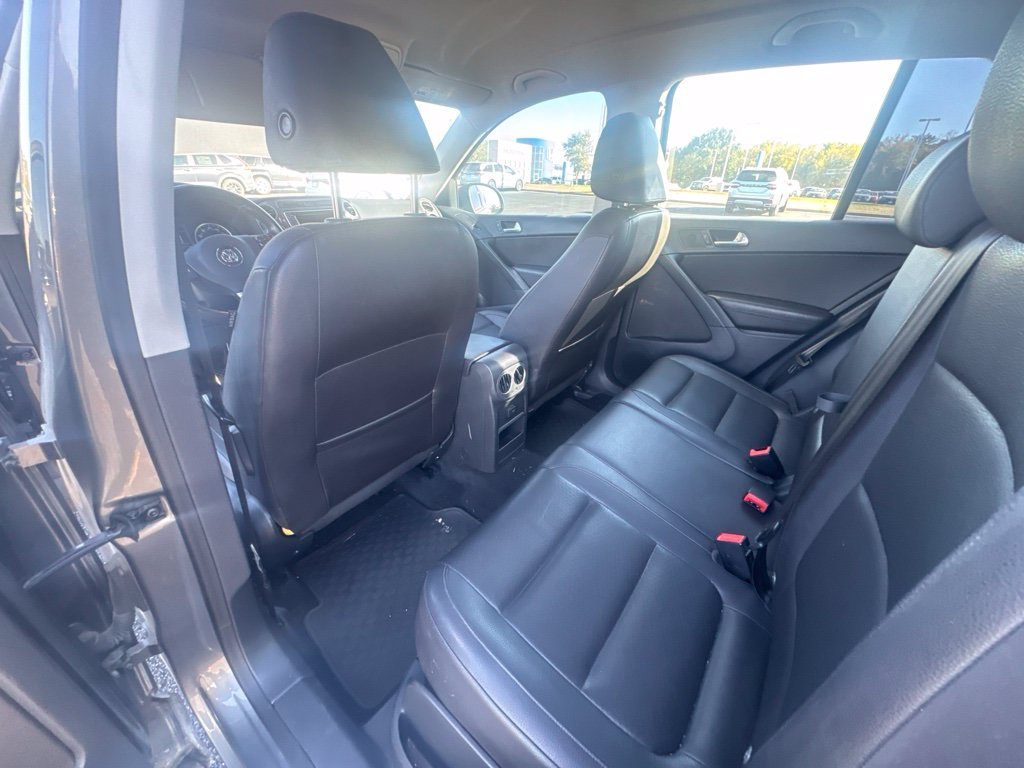 Used 2017 Gray Volkswagen 2.0T S image 23