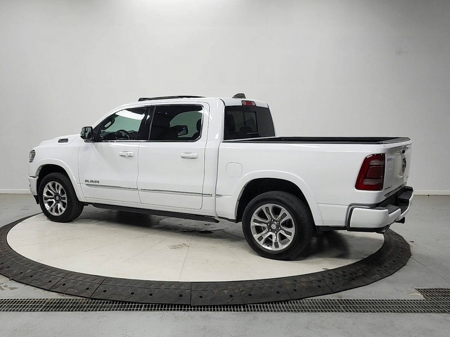 Used 2023 Bright White Clearcoat Ram Limited image 5