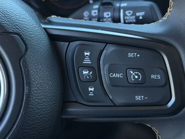 Used 2024 Red Jeep Sport S image 28