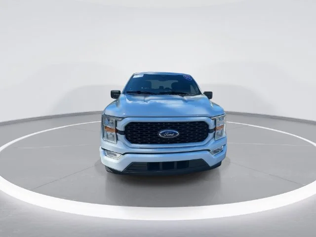Used 2021 White Ford XL image 2