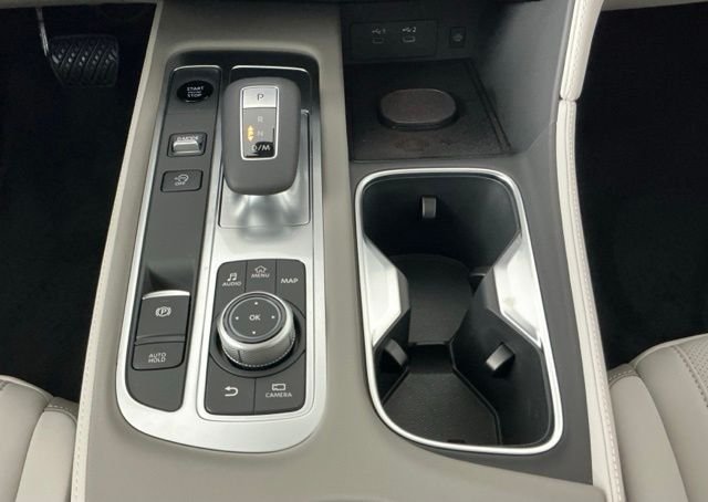 New 2027 White INFINITI LUXE image 20